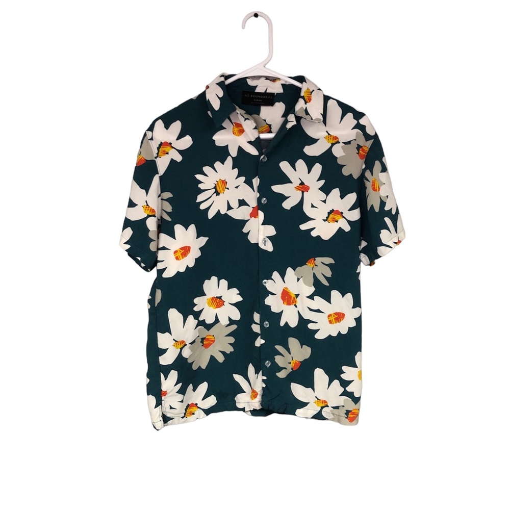 No Boundaries Floral Medium Button Up Shirt